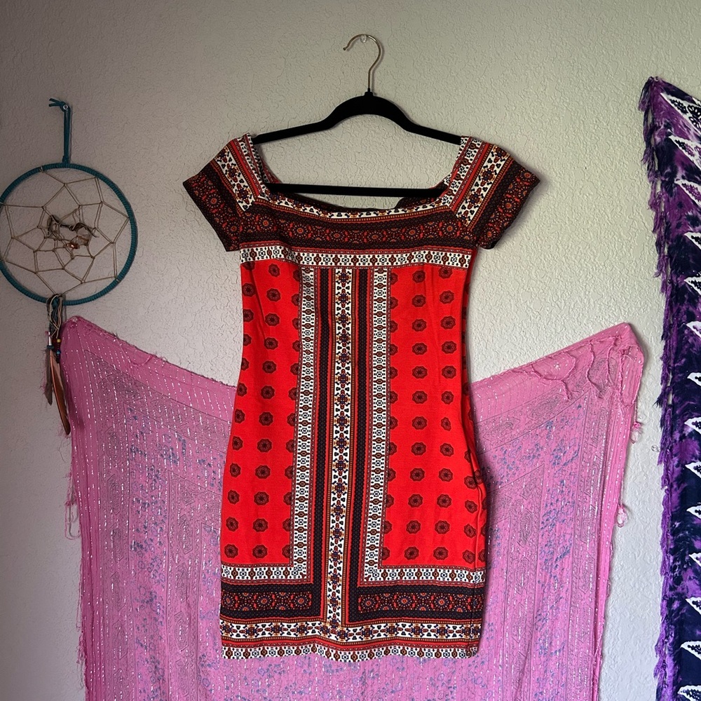 Gianni Bini fitted off shoulder bodycon minidress